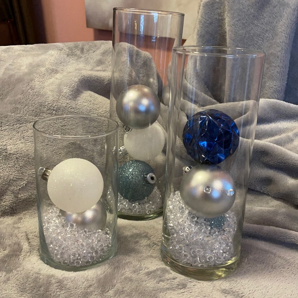 3 pillar decor